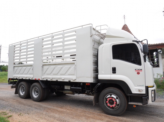 ขาย1830000 รถวิ่ง65000กม. ขาย1830000 รถวิ่ง65000กม.