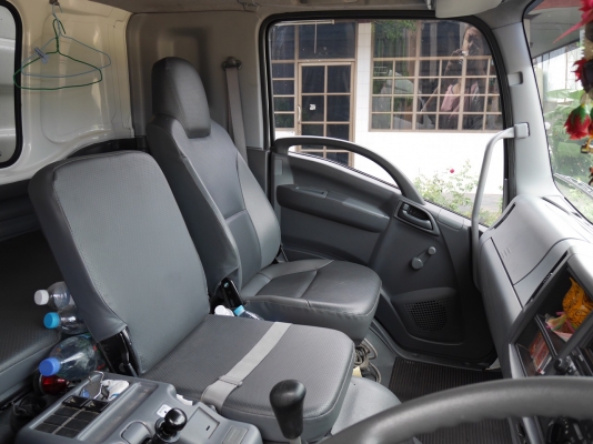 ขาย1830000 รถวิ่ง65000กม. ขาย1830000 รถวิ่ง65000กม.