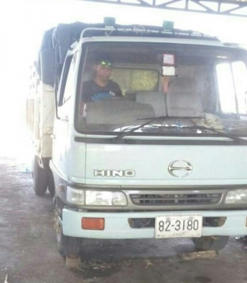 หกล้อ ฮีโน่ FC 4J145ปี41ดั้ม5คิว สภาพดีพร้อมใช้ ทะเบียนพร้อมโอน ราคา 550,000บ ครับ