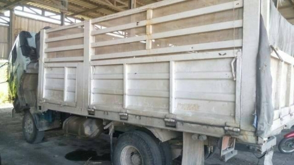 หกล้อ ฮีโน่ FC 4J145ปี41ดั้ม5คิว สภาพดีพร้อมใช้ ทะเบียนพร้อมโอน ราคา 550,000บ ครับ