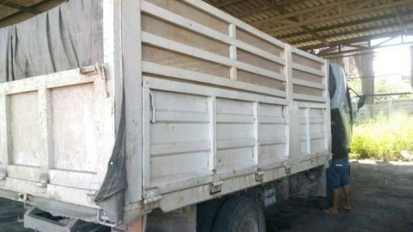 หกล้อ ฮีโน่ FC 4J145ปี41ดั้ม5คิว สภาพดีพร้อมใช้ ทะเบียนพร้อมโอน ราคา 550,000บ ครับ