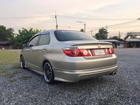 ขายรถเก๋ง  CITY 1.5  A i-DSI โฉม ZX  เกียร์ ออโต้ ปี 2007 รถสวย เดิมๆ เบาๆ ไม่เคยชน