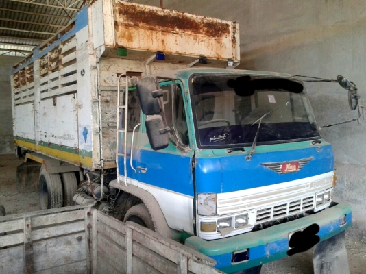 ขายสิบล้อ HINO FL177 เพลาเดียว เครื่อง H06Cเทอร์โบ เบรคทริฟฟี่ คัชชีสวยทั้งเส้น ไม่ผุไม่ดาม หัวเรียบร้อย เอกสารเล่มทะเบียนพร้อมโอน