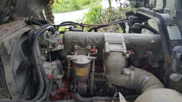 รถฮีโน่ 10 ล้อ พื้นเรียบ FM227  220 แรงม้า. ปี 34   สนใจติดต่อ  081 - 6079515