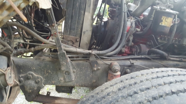 รถฮีโน่ 10 ล้อ พื้นเรียบ FM227  220 แรงม้า. ปี 34   สนใจติดต่อ  081 - 6079515