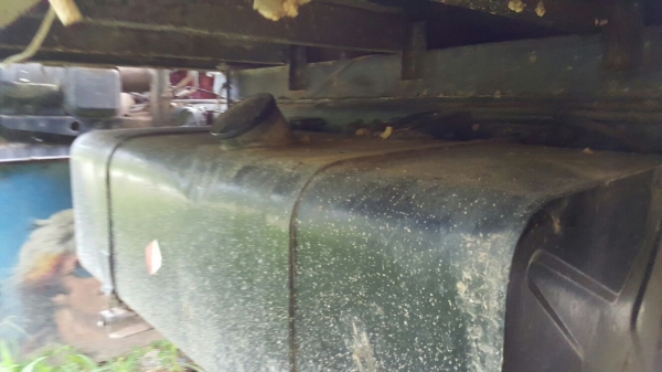 รถฮีโน่ 10 ล้อ พื้นเรียบ FM227  220 แรงม้า. ปี 34   สนใจติดต่อ  081 - 6079515