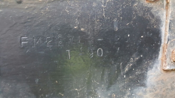 รถฮีโน่ 10 ล้อ พื้นเรียบ FM227  220 แรงม้า. ปี 34   สนใจติดต่อ  081 - 6079515