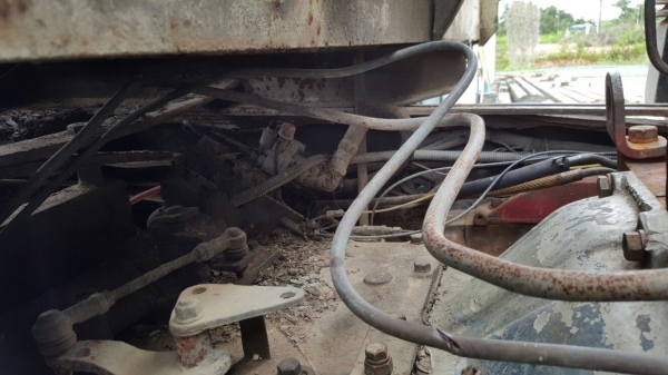 รถฮีโน่ 10 ล้อ พื้นเรียบ FM227  220 แรงม้า. ปี 34   สนใจติดต่อ  081 - 6079515