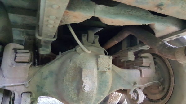 รถฮีโน่ 10 ล้อ พื้นเรียบ FM227  220 แรงม้า. ปี 34   สนใจติดต่อ  081 - 6079515