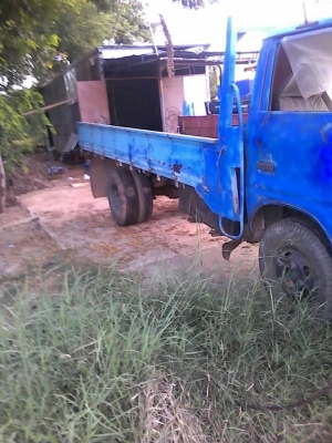 ขายรถ6ล้อ TL88แรง เครื่องดีแคชซีสวย สภาพพร้อมใช้งาน เอกสารพร้อมโอน สนใจโทร 090-8588220คุณนะ 093-3258446คุณบิว หรือเข้าดูสินค้าอื่นๆได้ที่ www.truck.in.th/498 หรือเพจFacebook ณรงค์ ซื้อขายรถมือสอง (เว็บไซต์ส่วนตัว) หรือFacebook ตลาดรถมือสอง คุณนะ