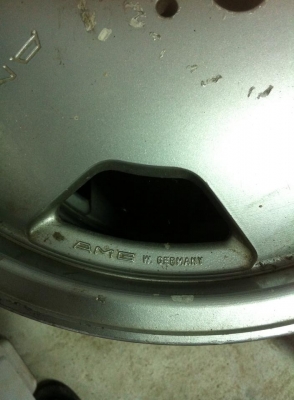 ขายแม็กAMGแท้ 16" 4วงไม่คดไม่ดุ้ง ขายแม็กAMGแท้ 16" 4วงไม่คดไม่ดุ้ง