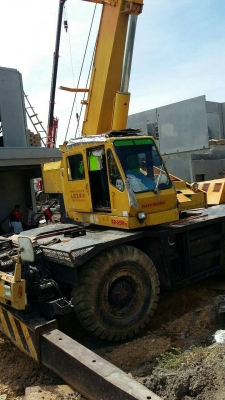 ขายรถเครน KATO KR-25H