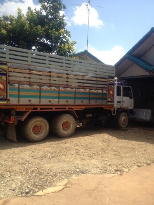 ขายดั้ม2เพลา FN527M-TF6257 สภาพพร้อมใช้งาน เอกสารพร้อมโอน สนใจโทร 090-8588220คุณนะ 093-3258446คุณบิว หรือเข้าดูสินค้าอื่นๆได้ที่ www.truck.in.th/498 หรือเพจFacebook ณรงค์ ซื้อขายรถมือสอง (เว็บไซต์ส่วนตัว) หรือFacebook ตลาดรถมือสอง คุณนะ