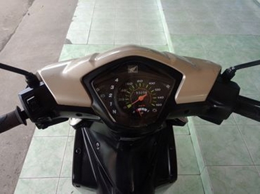 Wave110i หัวฉีดประหยัดน้ำมัน รถปี53 ราคาถูกครับ