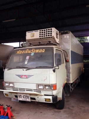 ขายรถบรรทุก 6 ล้อ Hino km