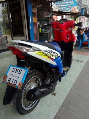 Honda Click 110i ตัวท็อปคอทบายเบรค รถปี54 สวยๆ