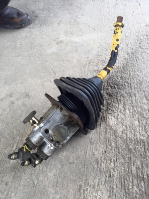 .คอลโทรลมือ PC30-7 เช็คนอกญี่ปุ่น  ราคา 8,000 บาท