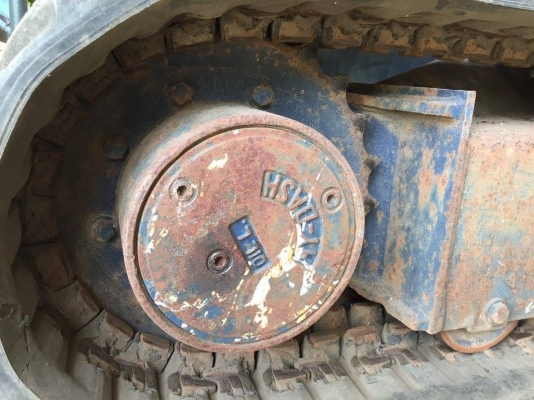 KOMATSU PC30-6  ราคา 370,000 บาท  รถนอกนำเข้าจากญี่ปุ่นพร้อมใช้งาน  เอกสารแจ้งจำหน่ายใบอินวอย