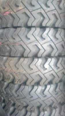 ยางใหม่กอไก่ยังไม่ผ่านการใช้งาน เบอร์ 750 -16 4 เส้น เพียง 8800บ. ยางใหม่กอไก่ยังไม่ผ่านการใช้งาน เบอร์ 750 -16 4 เส้น เพียง 8800บ.