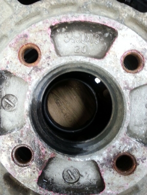 ล้อแม็ก 13x5.5" 4-114 Japan 4 วง ล้อแม็ก 13x5.5" 4-114 Japan 4 วง