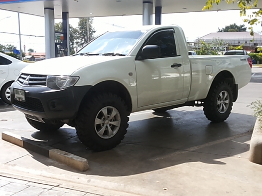 ยางใหม่กอไก่ยังไม่ผ่านการใช้งาน เบอร์ 750 -16 4 เส้น เพียง 8800บ.