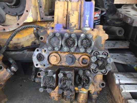 แพรคอลโทรล PC200-1  ราคา 20,000 บาท เก่านอก รับประกัน