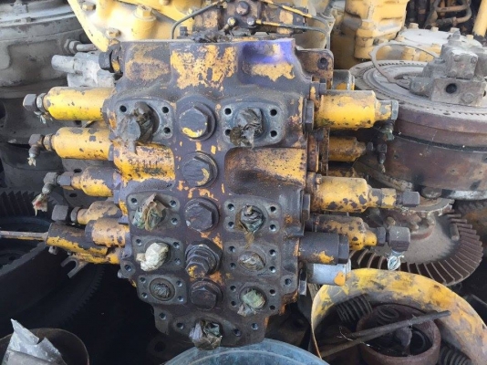 แพรคอลโทรล PC200-3  ราคา 35,000 บาท เก่าใน รับประกัน