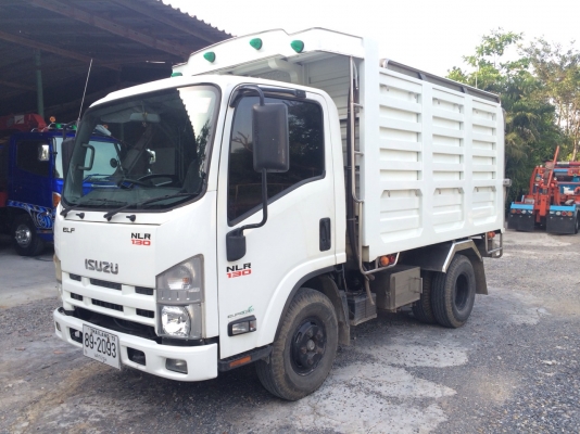 ขาย 6 ล้อ อีซูซุ NLR ดัมพ์สแตนเลส 130 แรง ยาว 3.2 ม. ปี 2012 สภาพสวยจัด เครื่องดี  สนใจติดต่อ 081-9420141  ,  081-5715326