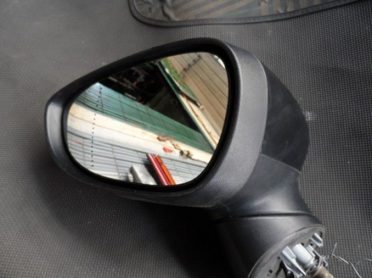ขาย กระจกมองข้าง FORD FIESTA  ฟอร์ด เฟียสต้า อะไหล่รถยนต์ มือสอง