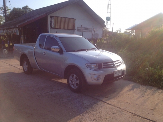 MITSUBHSI TRITON CAP 2011 cng 2.4