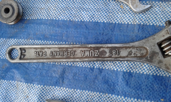 ประแจเลื่อน18นิ้วเยอรมัน