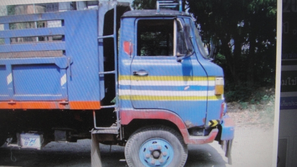 หัว HINO KM350 สภาพพร้อมใช้ ราคาถูก