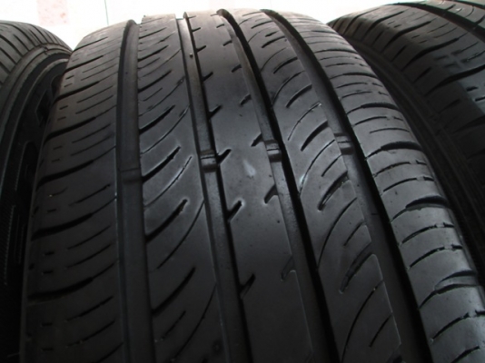 ขายยาง DUNLOP T1 195-65-15 ปี13 ดอกแน่นๆ (1ชุด)