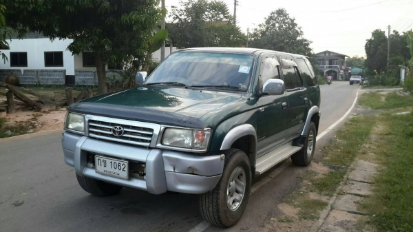 ขายรถสปอตไลเน้อ เครื่องJติดแก๊ส เกียร์อ้อโต้ สภาพสวย