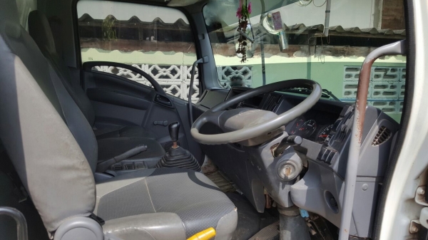 รถอีซูซุ 6 ล้อดั้ม FRR 210 แรงม้า  ปี 54.  ( รถวิ่ง 2xx,xxx กม. )     สนใจติดต่อ  081 - 6079515