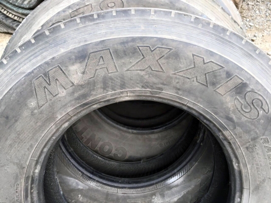 ขายถูกๆยางเก่าสภาพใช้งานใด้ทุกเส้น 11R,  295/80R22.5  เส้นละ1000B