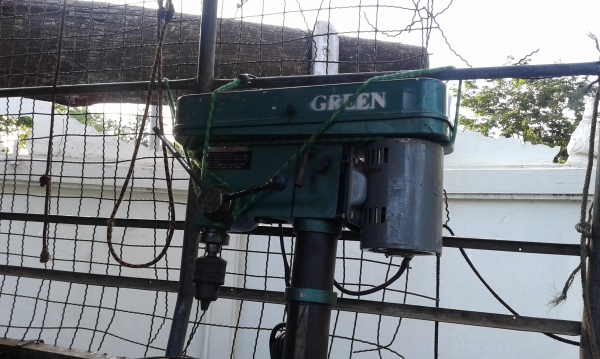 แท่นสว่าน