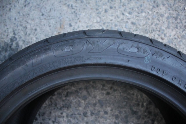 ยาง TOYO PROXES T1R 195/45R15 เส้นละ 3,500 บาท