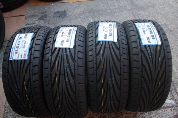 ยาง TOYO PROXES T1R 195/45R15 เส้นละ 3,500 บาท