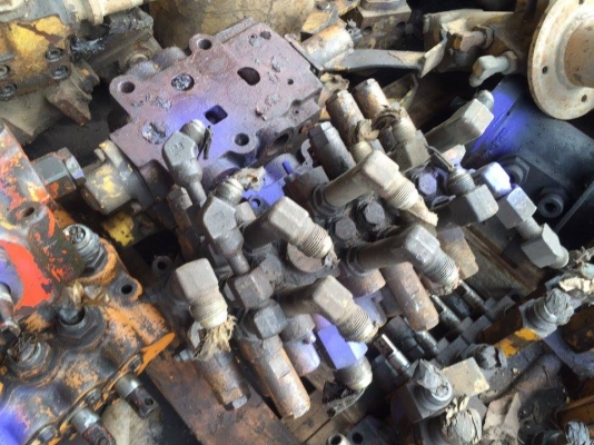 แพรคอลโทรล PC40-6  ราคา 10,000 บาท เก่านอก รับประกัน