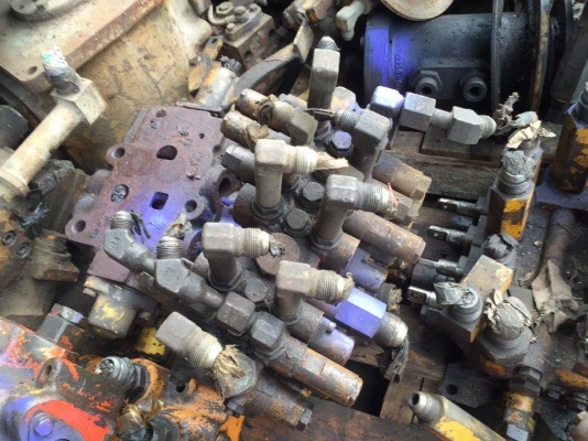 แพรคอลโทรล PC40-6  ราคา 10,000 บาท เก่านอก รับประกัน