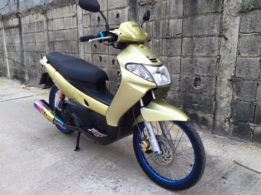 นูโวตัวเก่าแท้ๆ 5MY สีทอง