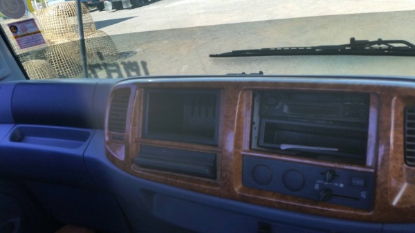 หกล้อ ฮีโน่ FC4J165 ปี48ช่วงยาว 5.50ม สภาพดีสวยบางเดิมพร้อมใช้ ทะเบียนพร้อมโอน