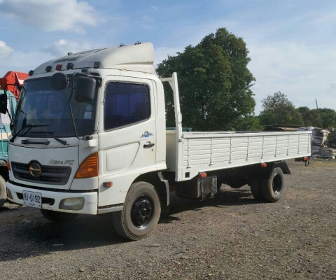 หกล้อ ฮีโน่ FC4J165 ปี48ช่วงยาว 5.50ม สภาพดีสวยบางเดิมพร้อมใช้ ทะเบียนพร้อมโอน