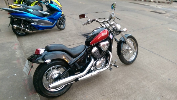 ขายคับ HONDA STEED400 เดิมๆ สีสวย ระบบไฟออกหมด ยางเต็มหน้าหลัง ทะเบียนพร้อมโอนไม่ขาดต่อ ราคา 79500 บาท ส่งได้ทั่วไทยคับ สนใจติดต่อ 081-0578282 FACEBOOK ชาญณรงค์ ป๊อป ชัยอมฤต ไอดีไลน์ POPBIGBIKESAKON คับ สนใจรถสวย ถูก ดี ต้อง POP BIGBIKE SAKONNAKHON คลิปวิ