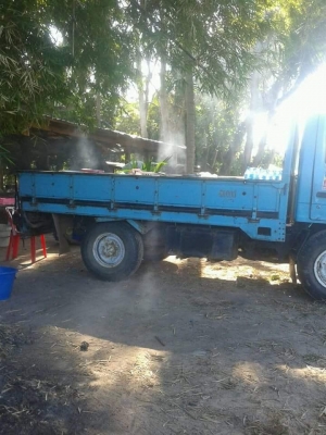 ขาย155000บาทรถอีซูซุNKR4ล้อกลางเครื่อง88แรง สภาพดีพร้อมใช้ เอกสารพร้อมโอน