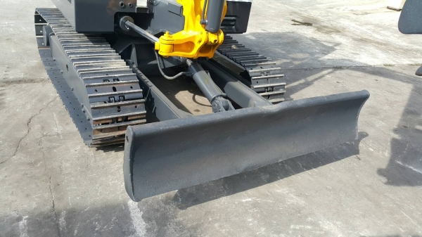 ขาย รถขุด YANMAR รุ่น B37 มือสองญี่ปุ่น หัวเก๋ง แทร็กเหล็ก สลักแน่น ปั้มนิ้ว Uchida อะไหล่ หาง่าย มือถือ/LINE ID : 0818753444 ขาย รถขุด YANMAR รุ่น B37 มือสองญี่ปุ่น หัวเก๋ง แทร็กเหล็ก สลักแน่น ปั้มนิ้ว Uchida อะไหล่ หาง่าย มือถือ/LINE ID : 0818753444