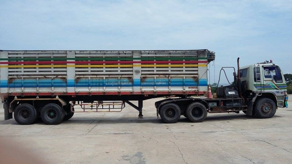 ขายหางคอกไม่ดัมพ์ราคา 200,000 บาท ( ลงราคาผิดแก้ไม่ได้ )