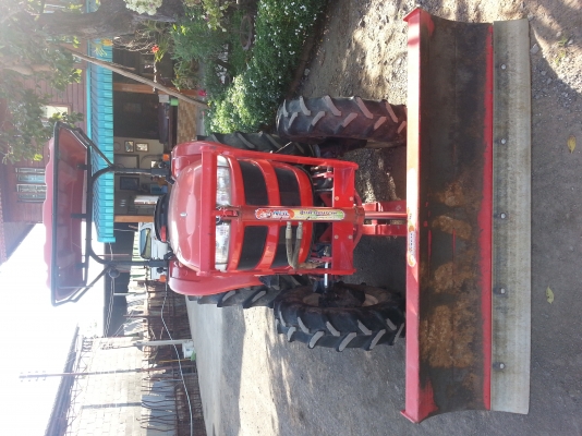 ยันร์ม่า EF393T 4 WD  2 เพลา ใบมีดดันหน้า ผาน 6 CMT รถไร่เดิมๆแน่นๆ รถ 1 ปี 7 เดือน