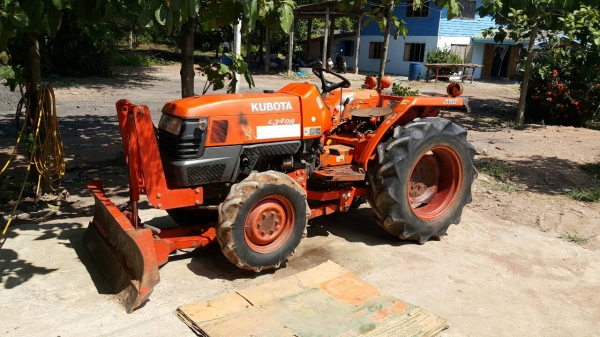 คูโบต้า L3408 4 WD พร้อมใบมีด ขายตามสภาพ เครื่องดี เกียร์ดี ปี 2551